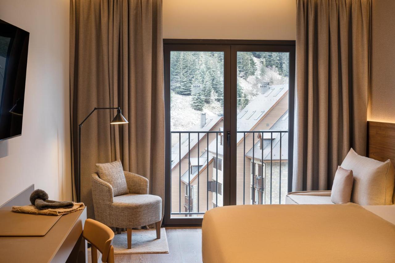 Hotel Mim Baqueira Luxury & Spa บาเกย์รา-เบเรต ภายนอก รูปภาพ