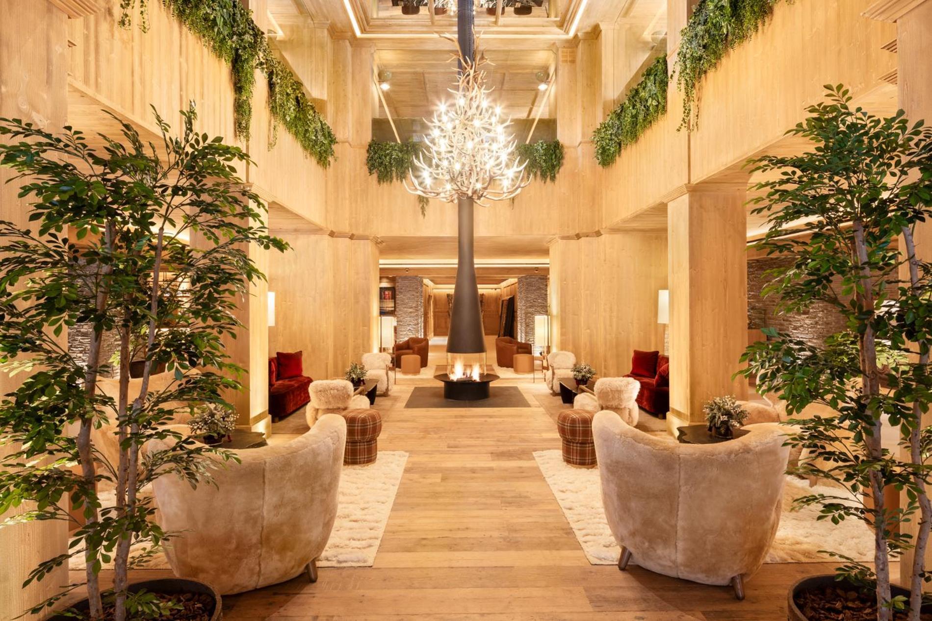 Hotel Mim Baqueira Luxury & Spa บาเกย์รา-เบเรต ภายนอก รูปภาพ