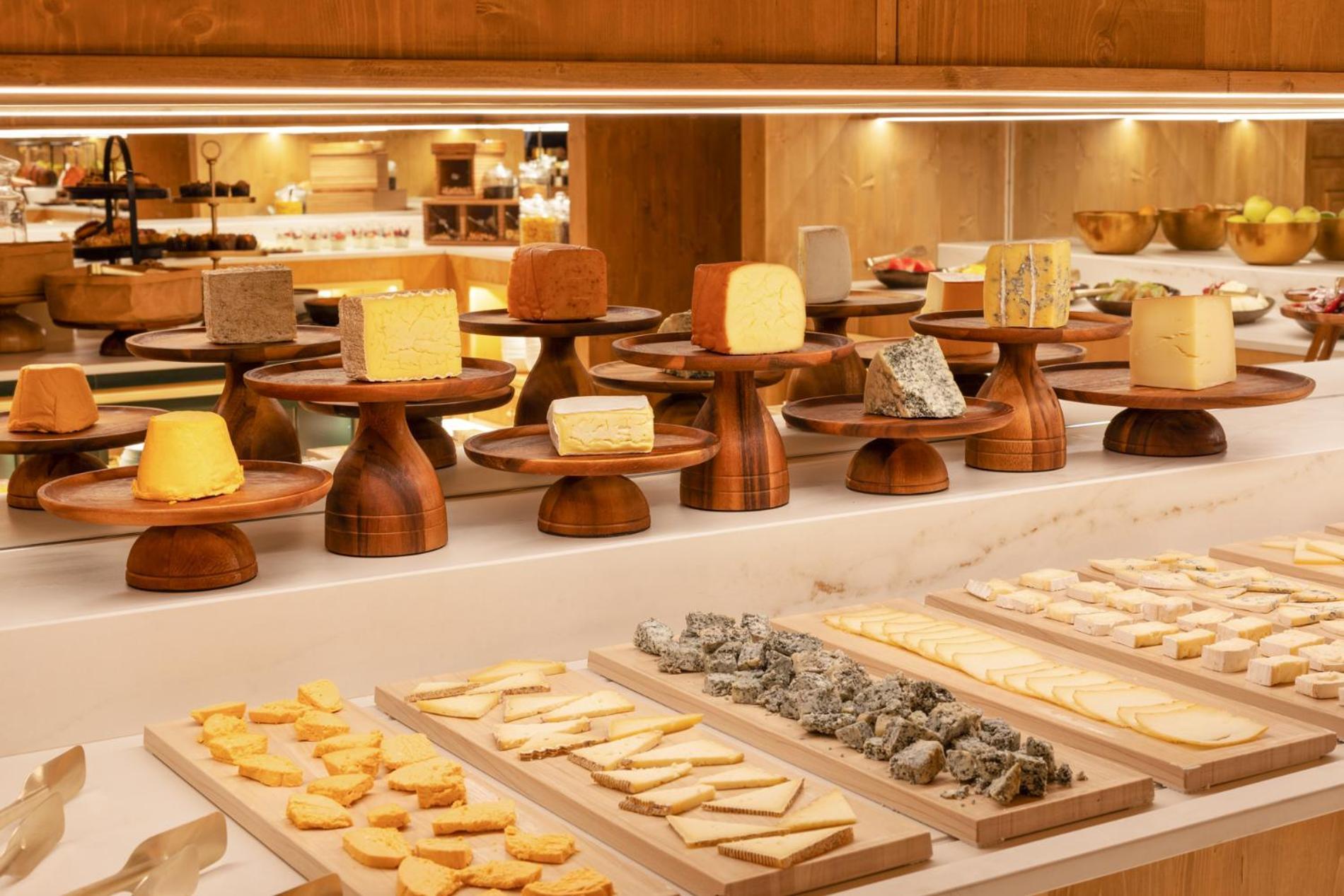Hotel Mim Baqueira Luxury & Spa บาเกย์รา-เบเรต ภายนอก รูปภาพ